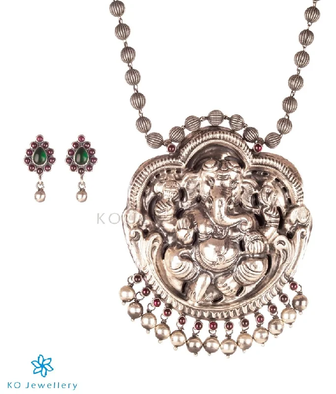 Luxury Heart Necklace For Anniversary Gifts-The Bhupati Silver Ganesha Necklace