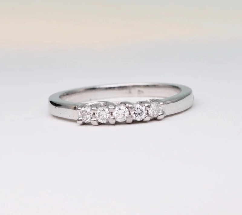 Luxury Wedding Rings With Colored Diamonds-14K White gold band ring with 5 Diamonds