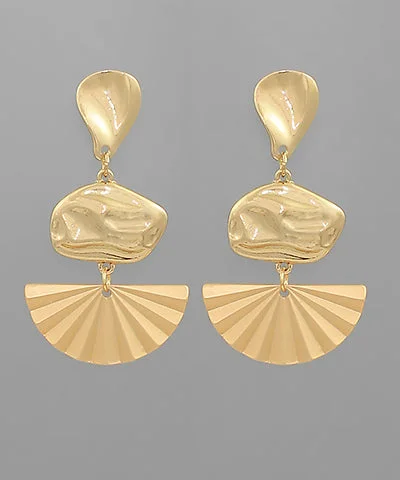 Chic Gold Earrings For Formal Occasions-Geometric & Fan Shape Link Earrings