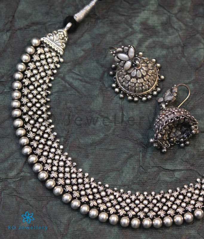 Classic Heart Necklace For Fashion Lovers-The Amrita Antique Silver Necklace (Oxidised)