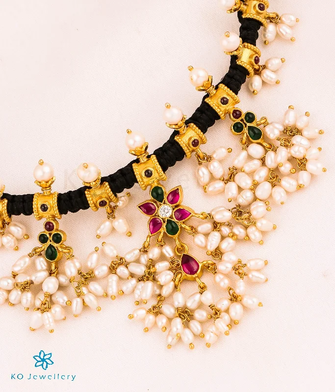 Sparkling Gold Necklace For Formal Events-The Chinna Gutta Pusalu Necklace Set