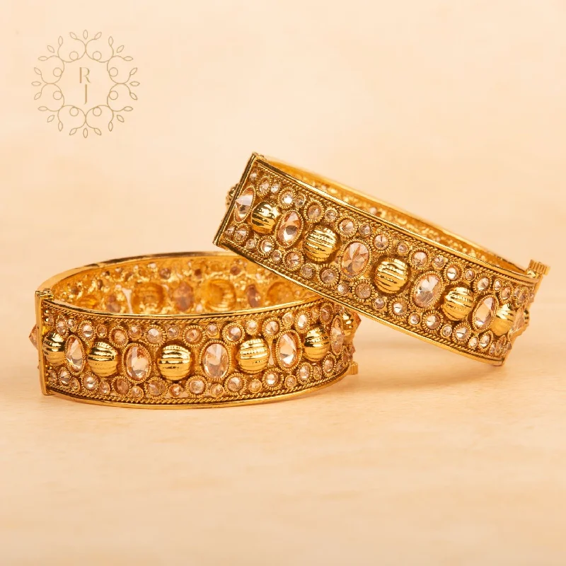 Classic Diamond Bangles For Engagement Gifts-Raddhi Jewels Designer Premium Quality Rajwadi Gold Plated Brass Openable Kada/Bangles Set