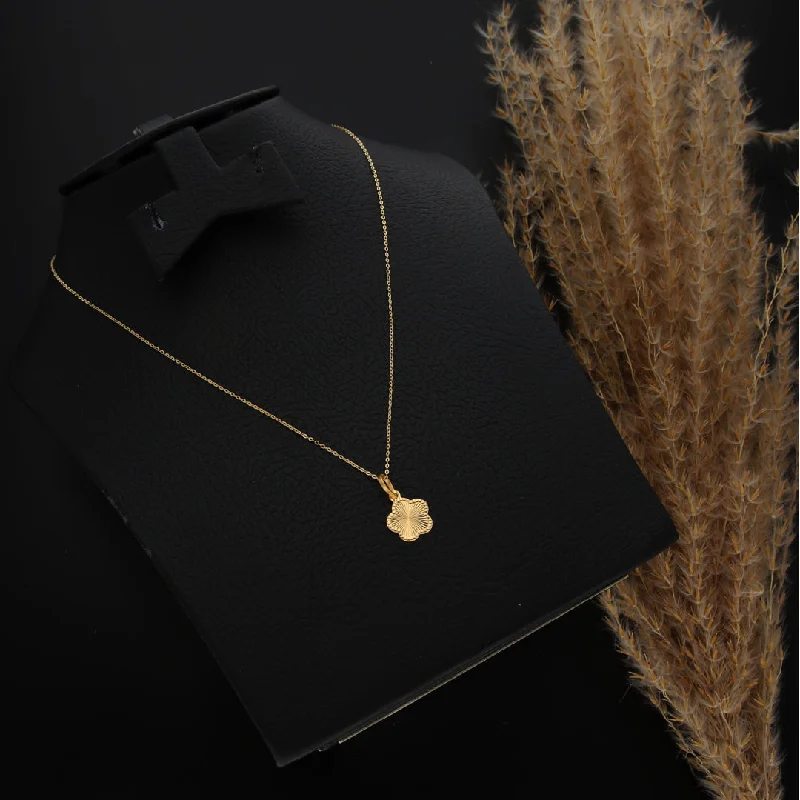 Simple Crystal Pendant Necklace For Weddings-Gold Necklace (Chain With Flower Shaped Pendant) 21KT - FKJNKL21KM9811